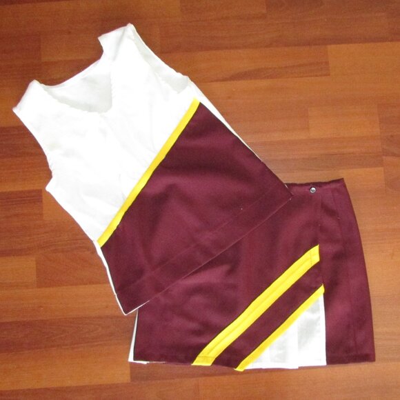Cheerleader Spirit Outfit Halloween Costume - XS/S - Picture 2 of 12